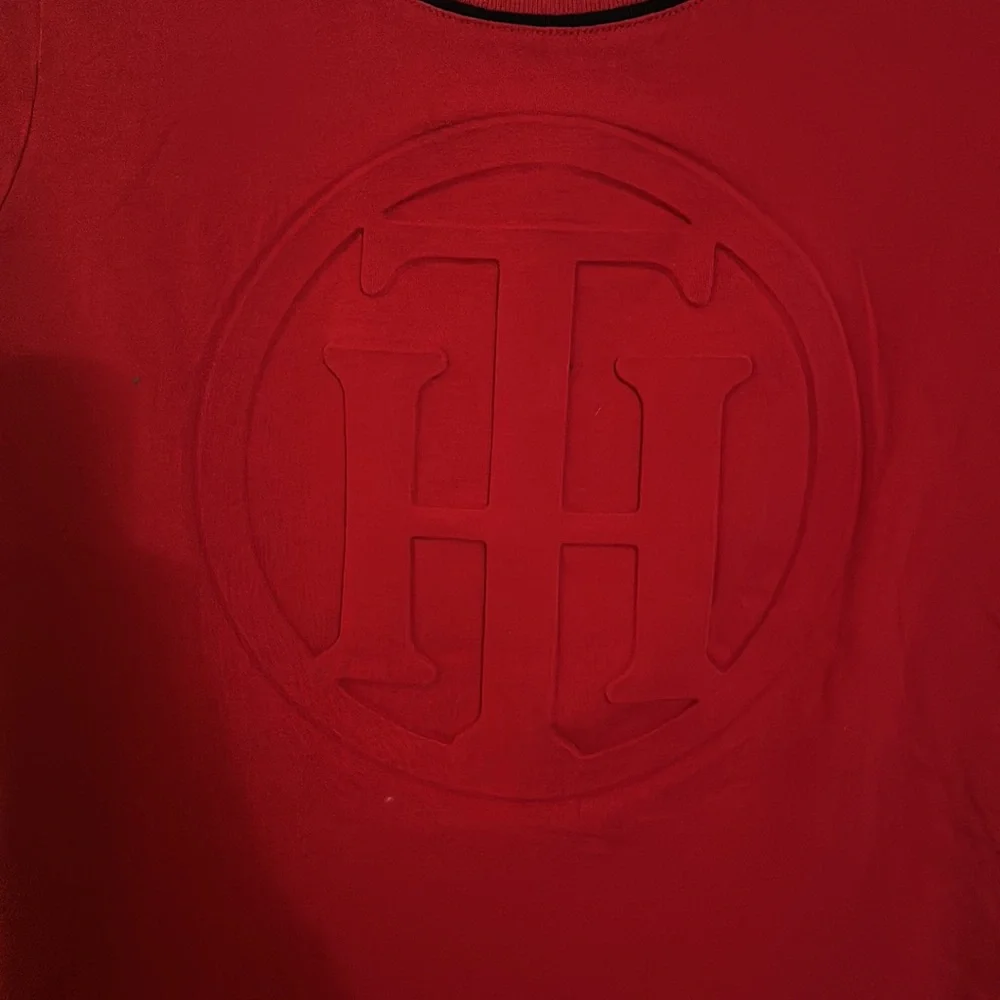 red tommy hilfiger shirt with stripe collar detail and emblem - Picture 2 of 3